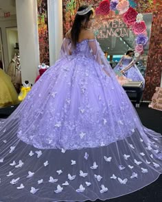 Butterfly Quince Dress Purple, Purple Quinceanera Dresses Butterfly, Purple Quinceanera Ideas, Lavender Ball Gown, Purple Quinceanera Dresses, Quinceanera Themes Dresses, Pretty Quinceanera Dresses, Prom Dress Evening, Quince Dress