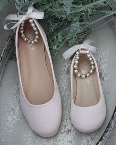 "THIS LISTING IS AVAILABLE IN WOMEN & KIDS SIZES Satin flats with gorgeous row of pearls and rhinestones ankle strapfor comfort and simple chic style. You can choose at checkout to do pearls ankle strap with SILVER BEADS OR GOLD BEADS MATCHING BRACELET & NECKLACE IS AVAILABLE, PLEASE CLICK LINK: https://www.etsy.com/listing/483923578/silver-pearls-bracelet-necklace-with?ref=shop_home_active_2&frs=1 DETAILS: COLORS AVAILABLE: White, Off white, Blush, Black, Light Blue, Champagne and W Elegant Bridesmaid Ballet Flats, Pink Ballet Flats For Evening Closed Toe, Pink Closed Toe Ballet Flats For Evening, Elegant Wedding Ballet Flats With Round Toe, Elegant Pink Ballet Flats For Party, Elegant Round Toe Ballet Flats For Wedding, Elegant Pink Wedding Flats, Elegant Pink Flats For Wedding, Pink Flats For Wedding