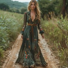 ingshows Look Boho Chic, Estilo Hippie, New Retro, Maxi Styles, Wardrobe Ideas, Festival Looks, Linen Women, Party Dresses For Women, Ladies Party