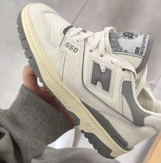 N550 New Balance, 550s New Balance, White Trendy Shoes, Grey New Balance 550, New Balance Grey Shoes, New Balance Shoes 550, New Balance 550 White Grey, 550 New Balance, Nb 550