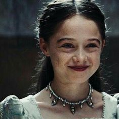 Raffey Cassidy, Asoiaf Aesthetic, Snow White And The Huntsman, Emma Carstairs, Story Images, The Huntsman, Champagne Problems, Mackenzie Foy, Characters Inspiration