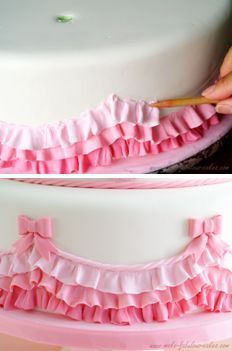 two pictures of a cake with pink ruffles on it