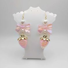 Coquette Accesorios, Strawberry Coquette, Strawberry Earrings, Strawberry Charm, Coquette Cottagecore, Pink Strawberry, Pearl Heart