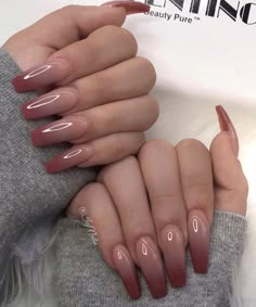 Ombre Nail Design, Burgundy Acrylic Nails, French Pedicure, Pink Ombre Nails, Ombre Acrylic Nails, Easy Nails, Breakfast At Tiffany's, Ombre Nail Designs