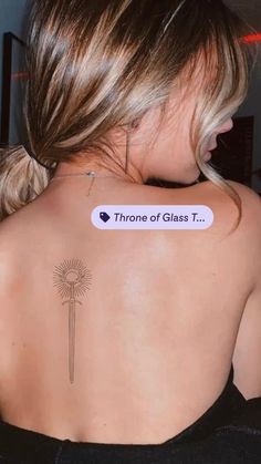 Throne Of Glass Back Tattoo, Large Minimalist Tattoo, Minimalist Fantasy Tattoo, Small Throne Of Glass Tattoo, Tog Inspired Tattoos, Kingdom Of Ash Tattoo, Acosf Tatoos