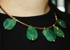 Suzanne Belperron, Torque Necklace, Temple Jewellery Earrings, Necklaces Simple, Necklaces Ideas, Ruby And Diamond Necklace, Necklace Displays, I Will Be Back, Necklace Emerald