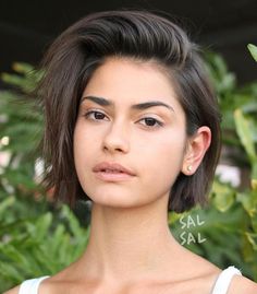 Bob for Women with Round Faces Unnatural Hair Color, Summer Haircut, Short Hair Cuts For Round Faces, Summer Haircuts, Hair Curls, Peinados Fáciles Para Cabello Corto, Round Face Haircuts, Short Hair Styles For Round Faces