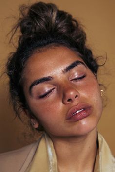 arisjerome: Natalie Weaver photo by Aris Jeromewww.arisjerome.tumblr.com Eyes Closed, Glowy Makeup, Beauty Inspiration, Pretty Face, Woman Face