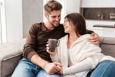 8 Intimate Habits Of Couples Who Are Deeply Connected - Love Catalogue Gamle T Shirts, Romantic Texts For Him, Compliment For Guys, Words For Girlfriend, Period Quotes, Best Ted Talks, Marriage Struggles, Flirty Questions, Happy Marriage Tips