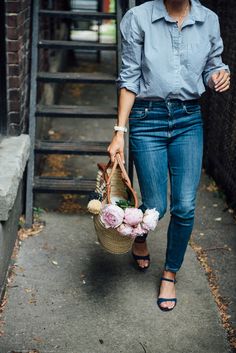 Alyssa Beltempo Outfits Summer, Alyssa Beltempo Outfits, Slow Fashion Style, Classic Style Women Summer, Alyssa Beltempo Style, Soft Feminine Style, Slow Fashion Clothes, Midlife Fashion, Classy Summer Outfits