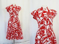 1980's Red and White Abstract Cotton Day Dress Size 11/12 Mandarin Collar, Full Skirt, Fitted Bodice, Cotton Dresses, Cap Sleeves