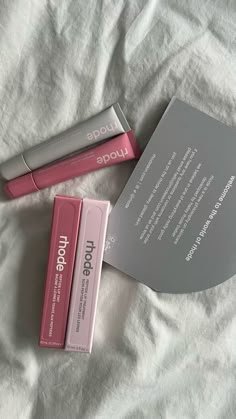 Rhode Beauty, Rhode Aesthetic, Burberry Her, Trendy Water Bottles, Laneige Lip, Makeup List, Bday Wishlist, Laneige Lip Sleeping Mask, Lip Sleeping Mask