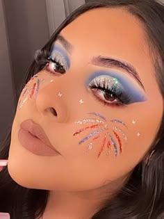 festive fireworks makeup look Fire Work Make Up, 4th Of July Hair And Makeup, 4th Of July Face Glitter Ideas