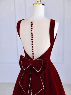 Burgundertee Länge Velvet -Abschlussballkleid mit Bowknot, Burgund -Abendpartykleid
Burgundertee Länge Velvet -Abschlussballkleid mit Bowknot, Burgund -Abend -Partykleid Tea Length Prom Dress, Velvet Party Dress, Velvet Prom Dress, Purple Prom Dress, Evening Dresses Cocktail, Burgundy Velvet, Formal Party Dress, Dress A Line, فستان سهرة