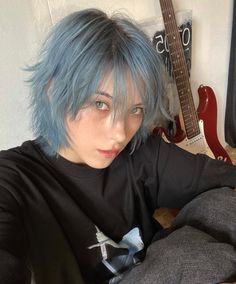 Short Dyed Hair Inspiration, Blue Hair Aesthetic, Short Blue Hair, Pastel Blue Hair, Short Dyed Hair, Girl Reference, Light Blue Hair, Dyed Hair Inspiration, Hair Inspiration Short