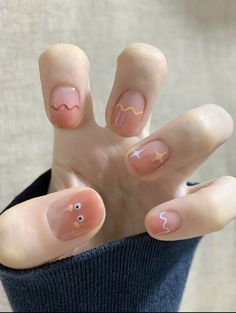 Minimal Nails Art, Beauty Hacks Nails, Asian Nails, Hello Nails, Hippie Nails, Cute Simple Nails, Subtle Nails, Beige Nails, Simple Gel Nails