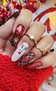 Festive Nail Designs, Christmas Nail Art Designs, Classic Nails