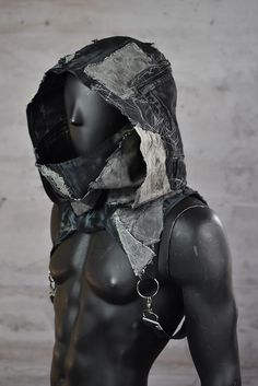 Wasteland Outfit, Deconstructed Jacket, Dystopian Fashion, Tech Wear, Denim Projects, Fashion Top Outfits, Concept Clothing, Fashion Mask, Event Outfit