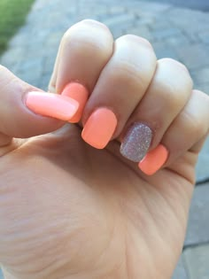 Short Acrylic Nails Square Vacation, Cute Acrylic Nails For Summer Short, Short Summer Acrylic Nails Simple, Beach Dip Powder Nails, Short Summer Acrylic Nails Square, Shellac Acrylic Nails, Beach Nails Vacation Simple Gel, Short Square Acrylic Nails, Vacation Nails