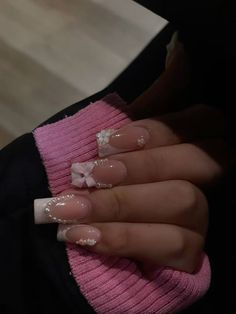 Nail Ideas Flowers Floral Design, Pink Nail Designs French Tips, Quince Nails, Quinceanera Nails, Bedroom Birthday, Simple Acrylic Nails