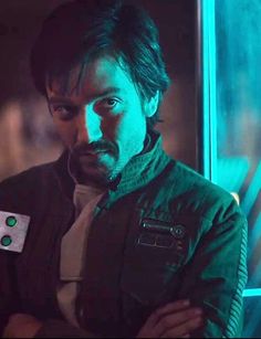 Cosa hermosa 😍💕 Diego Luna Rogue One, Rogue One Star Wars, Cassian Andor, Star Wars Rogue One, Star Wars Love, Rogue One, The Force Is Strong, Bad Feeling