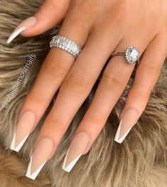 Deep V French Tip Nails Coffin, Trendy French Tip Nails Coffin, Elegant Nude Nails, Glamour Nails, White Acrylic Nails, Simple Acrylic Nails, Classic Nails, Long Square Acrylic Nails