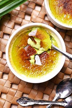 Pandan Creme Brulee #pandan #cremebrulee #dairy #baking #dessert #dessertrecipe | Jaja Bakes