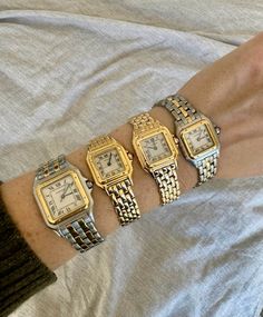 #cartier #jewelry 20k Followers, Wrist Jewelry, Cartier Jewelry, Cartier Watch, Pretty Rings, Stylish Jewelry, Vintage Watches, Little Things