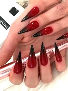 Red Stiletto Nails, Red Ombre Nails, Stiletto Nails Designs, Red Nail, Dark Nails