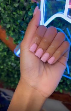 Cute Short Square Acrylic Nails Solid Color, Plain Short Acrylic Nails Square, Plain Pink Acrylic Nails Short, Shorts Pink Nails, Short Natural Pink Acrylic Nails, Short Acrylic Nails Simple Color, Base Pink Nails, Bubble Gum Pink Square Nails, Nail Inspo Full Color