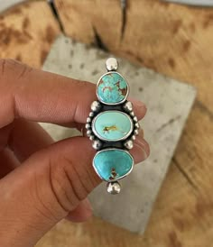 Silversmithing Jewelry Ideas, Cowgirl Turquoise, Gem Stone Jewelry, Western Fashion Jewelry, Vintage Turquoise Jewelry, Simple Beaded Necklaces, Authentic Turquoise Jewelry, Silversmithing Jewelry, Jewelry Western