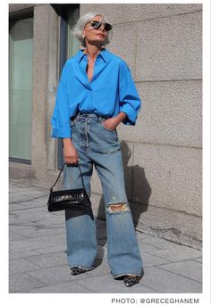 90s Supermodel Aesthetic, Dress Logo, Outfit Elegantes, Timeless Outfits, Outfit Formulas, Jeans Fashion, Denim Maxi Skirt, Looks Chic, Wardrobe Style