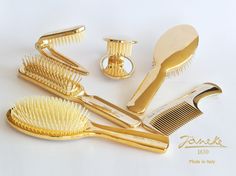 Escovas e acessórios de Beleza Jäneke Coleção Golden # janekebrasil # lojaonline # www.janeke.com.br/loja @janekebrasil Things In My Bag, Study Stuff, In My Bag, My Bag, Makeup Nails, Comb, Favorite Things, Hair Makeup