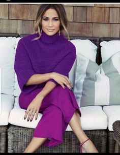 Dinner Outfits Fall, Paris Chic, Purple Outfits, Dinner Outfits, Classy Chic, Mode Inspo, One 1, Colourful Outfits, Looks Style