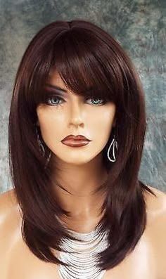 Stylish layered hair cut ideas 2022 Medium Layered Hair, Hair Bangs, School Hairstyles, Hair Easy, Long Hair With Bangs, Classy Style