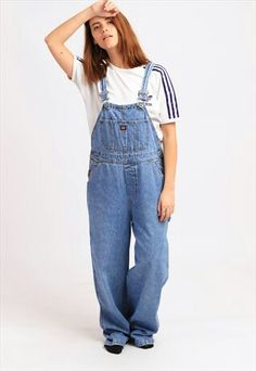 Early 2000s Party, Baggy Overalls, 2000s Party, Bib Overalls, Women's Casual Style, Retro 90s, Denim Overalls, Denim Jumpsuit, Early 2000s