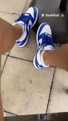 Trendy Shoes Sneakers, Nike Shoes Girls, Pretty Shoes Sneakers, Jordan Shoes Girls, Jordan Shoes Retro, Custom Nike Shoes, All Nike Shoes, Nike Shoes Jordans, Nike Air Shoes