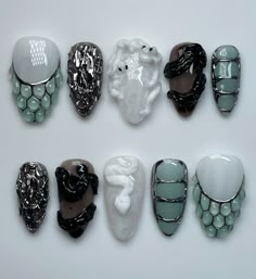 Chrome Snake Nails, Lexi Nails, Snake Nails, 3d Nail Art Designs, Haircut Inspo, Chrome Nail Art, Style Nails, Fantasy Nails, Chrome Nail