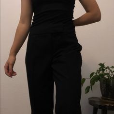 -New With Tag -Never Worn -Smoke Free -Comes With Extra Button Fitted High-waisted Dress Pants For Date Night, Fitted Wide Leg Black Work Pants, Vintage Black Wide Leg Pants, Black Fitted Wide Leg Work Pants, Classic Wide Leg Pants For Party, Classic Wide Leg Party Pants, Fitted High Waist Wide Leg Pants For Date Night, Classic Wide-leg Party Pants, Classic High-waisted Wide Leg Pants For Party