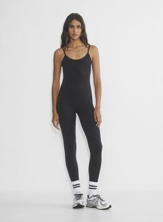 BUTTER ESSENTIAL JUMPSUIT Lululemon Jumpsuit, Aritzia Clothes, Aritzia Outfit, Long White Socks, Aritzia Style, Sleek Wardrobe, Sport Jumpsuit, Tna Leggings, Athletic Attire