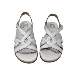 Naturalizer Women's Neo Sandal (Size 6m) Color: White Leather Synthetic Heel Height: 1 12 New W/ Box Features: Sandal Size: Womens 6m Condition: New With Box New W/ Box White Sandals With Cushioned Footbed, Medium Width, Comfortable White Wedge Sandals With Arch Support, White Cushioned Sandals Medium Width, Comfortable White Leather Slingback Sandals, White Open Toe Sandals With Arch Support, White Casual Wedge Sandals With Arch Support, White Medium Width Cushioned Sandals, White Sandals With Medium Width, White Slingback Sandals With Arch Support For Summer