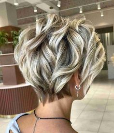 105 Hottest Short Haircuts For Women, 2023 Pixie, Textured Pixie, Curly Pixie Hairstyles, Textured Pixie Cut, Textured Haircut