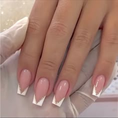 24pcs Medium And Long Square Wearable Nails Nude Pink Silvery Fine Flash White French Edge Simple And Versatile Party Banquet Lace Wedding Nails, Sqaure Nails, Champagne Nails, White Tip Nails, Long Square Nails, Plain Nails, Formal Nails, Nails Nude, Elegant Nail Designs