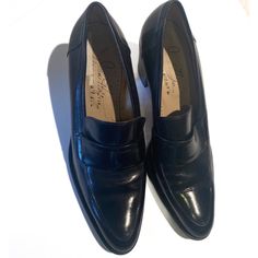 Nwot Vintage Joan Helpern Signature Black Leather High Heeled Loafer Size 41 Or Us 10 3” Heel Made In Italy Beautifully Made And Classic Style. #Joanhelpern #Leathershoe #Loafer #Leather Slip-on Closed Toe Court Shoes For Work, Black High Heel Loafers For Business, Formal High Heel Loafers For Spring, Spring Formal High Heel Loafers, Slip-on Almond Toe Court Shoes For Office, Black Low Heel Loafers For Business, Formal Oxfords With Low Heel And Branded Insole, Slip-on Court Shoes For Work, Formal Low Heel Leather Shoes With Branded Insole