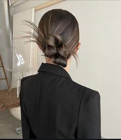 #gorgeousbirthdayhairstyles #weddinghairstylesattention #hairstyleforofficelook #easyhairstyleshousewife #hairdyetransform #besttrendinghairstyleforwomenin2023# Japan Hairstyles Woman, Japanese Updo, Low Hairstyles, Party Hairstyle, Κούρεμα Bob, Easy Bun Hairstyles, Editorial Hair, Fishtail Braid