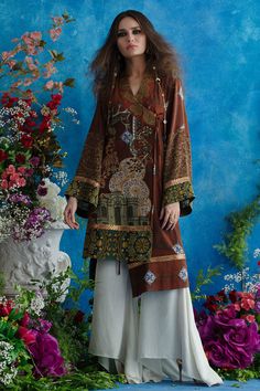 Shamaeel Ansari F-11b Luxury Pret 2021 Luxury Pret, Ladies Clothing, Lawn Suits, Gold Work, Shalwar Kameez, Pakistani Outfits, Large Fashion, Raw Silk, Kurti Designs