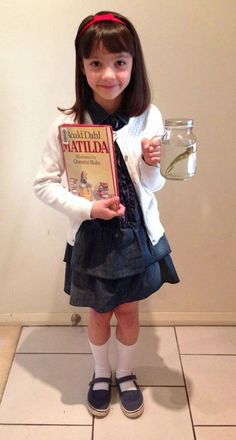 Mary Poppins Kostüm, World Book Day Costume Ideas, Childrens Book Character Costumes, World Book Day Costume, Matilda Costume, Character Dress Up