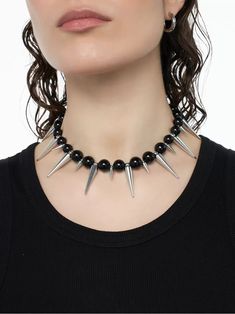 Diy Jewelry Projects, Neck Accessories, Diy Wire Jewelry, Bead Jewellery, Jewelry Inspo, Jewelry Creation, Goth Fashion, Jewelry Projects, Grunge Outfits