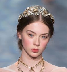 Princess face, rosto de princesa, pretty girl Ethereal Face, Face Hair, Makeup Inspo, Pretty Face, Aesthetic Girl, Maquillaje De Ojos