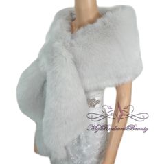 MyRadiantBeauty Presenting our New Fur Shawl Collection - Silver - Light Grey Faux Fur Shawl, this item is beautifully made to accommodate any color dresses.. Highly recommend for any formal or informal event that you are attending, Great for wedding dresses, Bridesmaid dresses, Evening dresses, Prom dresses... or any special event that you are attending. Beautiful and Elegant Silver - Light Grey Faux Fur shawl style. Measurements: ¸.**'*.*♥ 62 in X 10 in REMARK: Brooch pin in the picture is SOL Bridal Fur, Fur Shrug, Faux Fur Shawl, Faux Fur Stole, Wrapped Lights, Wedding Fur, Faux Fur Wrap, Fur Wrap, Fur Shawl